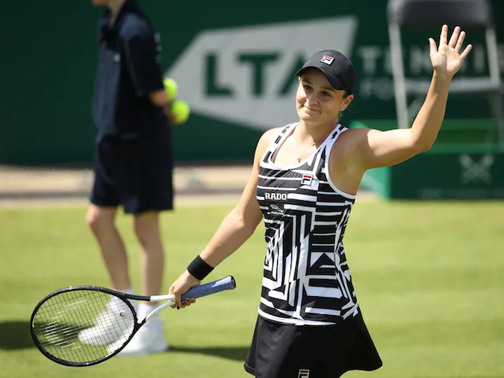 Ashleigh Barty reaches Birmingham final to close in on world number one spot