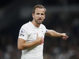 Harry Kane begins rebuilding Tottenham bridges with brace in Pacos victory