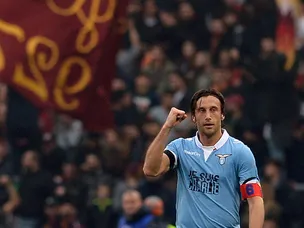 Lazio in control of Rome derby