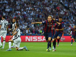 Rakitic sends Barcelona ahead in Berlin