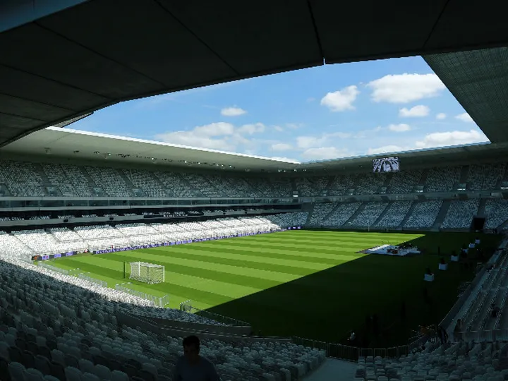 Bordeaux narrowly edge past Troyes