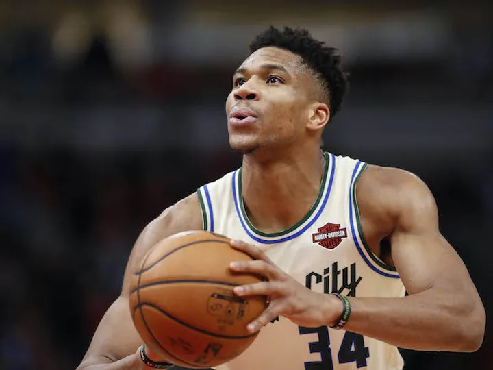 Giannis Antetokounmpo efforts not enough as Houston Rockets overcome Milwaukee Bucks