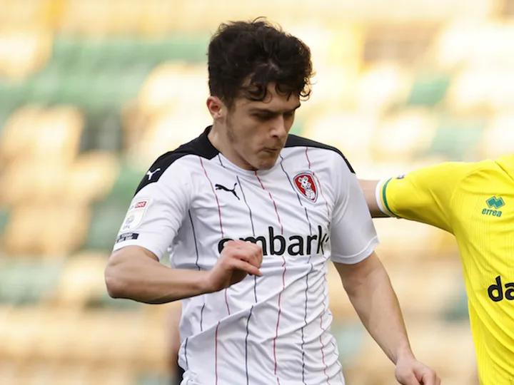 Cardiff 'agree deal to sign Ryan Giles'