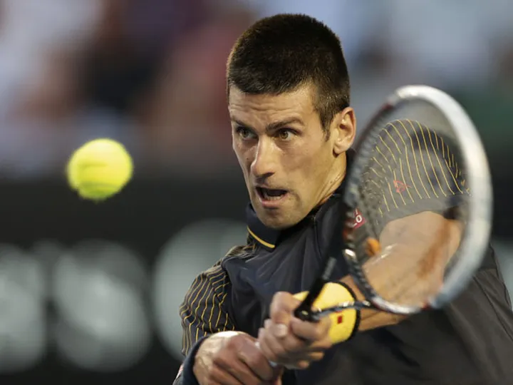 Djokovic cruises into Indian Wells semis
