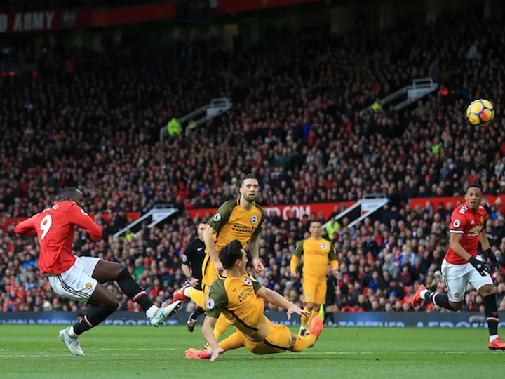 Mourinho hails "fantastic" Romelu Lukaku