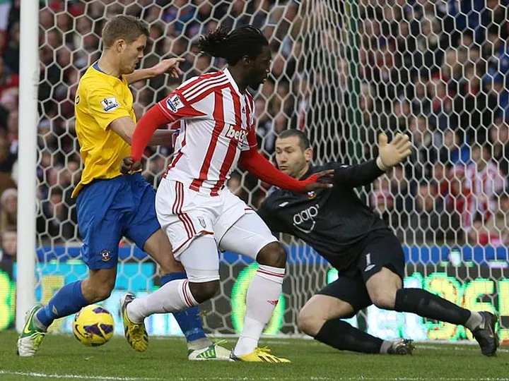 Report: Swansea target Jones