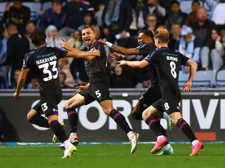 Huddersfield vs. Swansea - prediction, team news, lineups