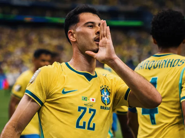Gabriel Martinelli makes 'transfer decision' after Arsenal receive bid