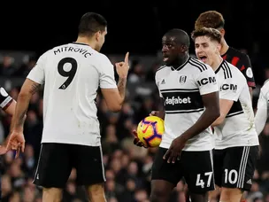 Aleksandar Mitrovic grabs last-gasp winner for Fulham to down Huddersfield