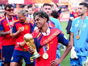 "The outstanding team in world football" - Spain bidding for statement win over England