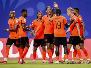 Van Hecke shines with 8.5 as clinical Oranje wrap up Group F in style
