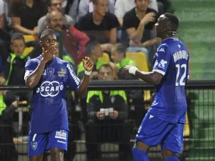 Metz bag three in second win