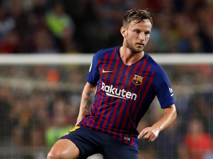 Man United make contact with Barca over Rakitic?