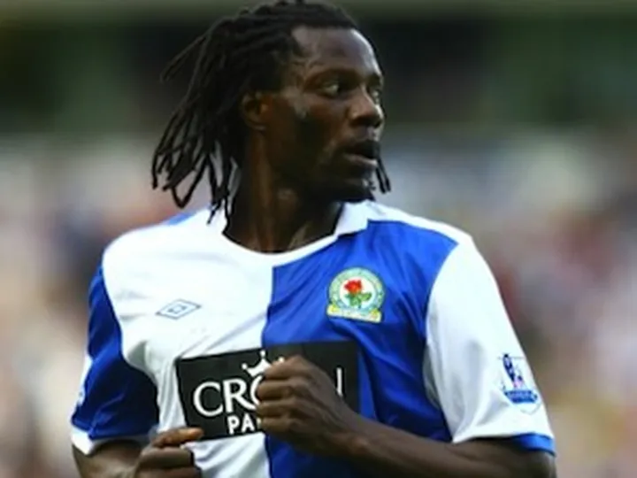 Benjani seals Portsmouth switch