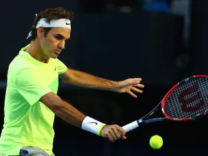 Federer eases to victory over Berdych 