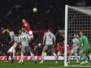 Smalling brace puts United ahead