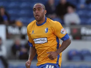 Speight returns to Mansfield starting XI