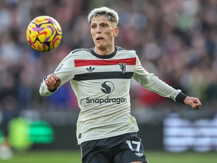 Sunday's Transfer Talk Update: Garnacho, Rashford, Walker