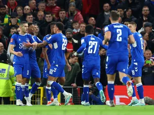 Watch: David de Gea howler gifts Everton equaliser in FA Cup