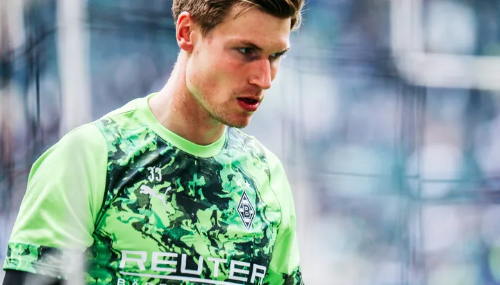 Aston Villa transfer news: Pursuit of Bundesliga goalkeeper 'stepped up' as Unai Emery considers options
