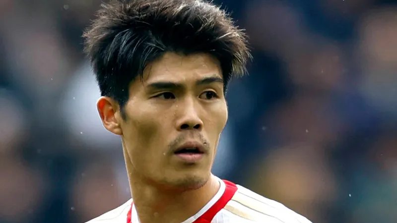 Former Arsenal defender 'training' with Premier League club