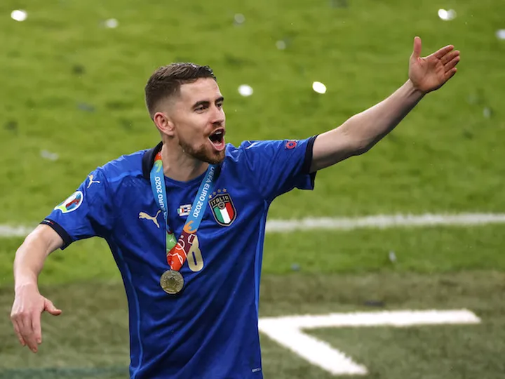 Agent: 'Jorginho not in talks over new Chelsea deal'