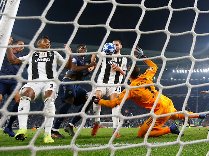 Late Manchester United comeback secures stunning win at Juventus