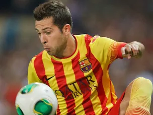 Alba out for three weeks