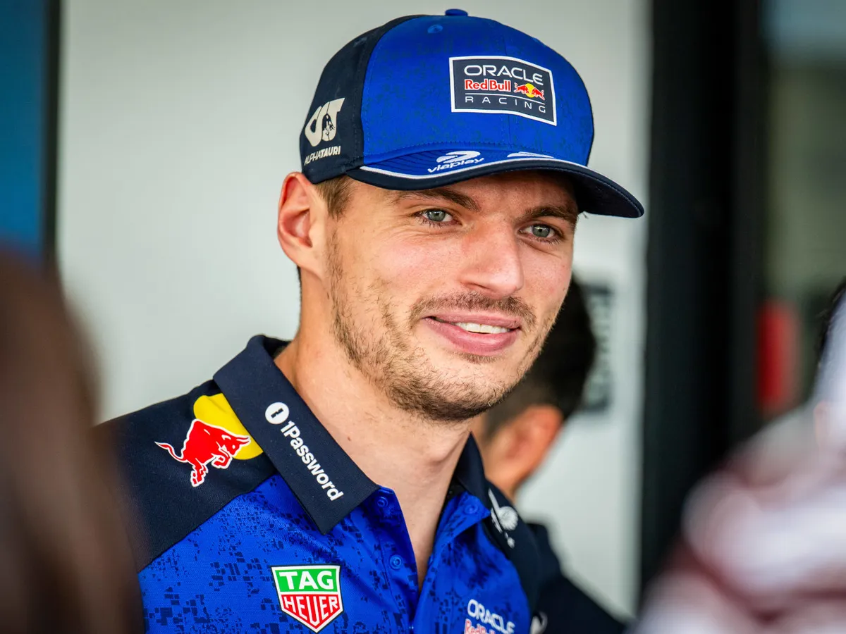 Max Verstappen powers to Bahrain Grand Prix pole as George Russell struggles in Malaysia