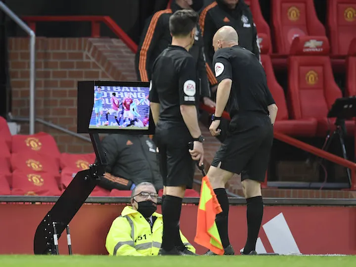 Keith Hackett calls on Premier League to follow Euros VAR example