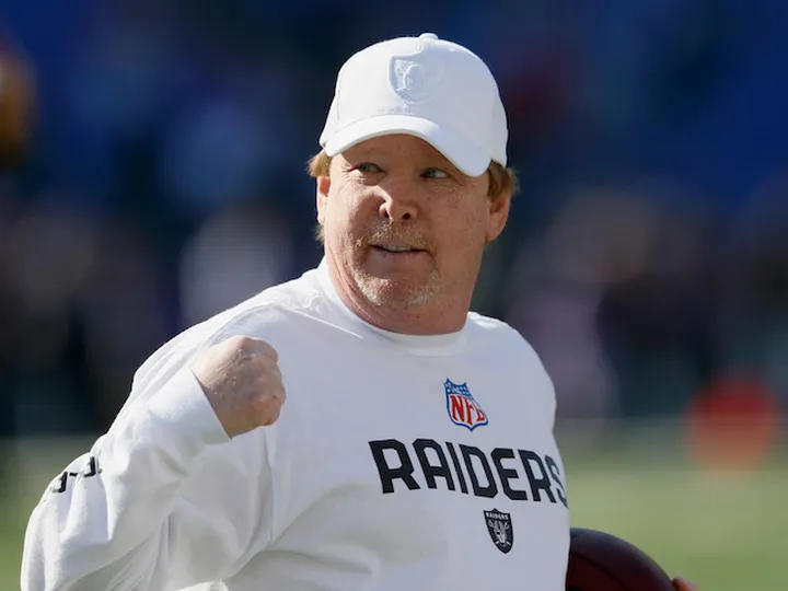 Raiders owner keen to stay in Oakland