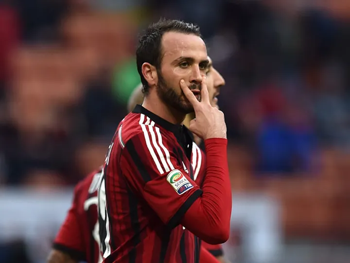 Giampaolo Pazzini joins Verona