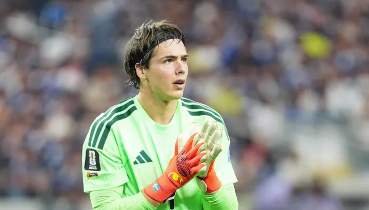 Wolves transfer news: Leeds United among three clubs to 'make contact' over World Cup goalkeeper