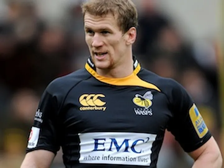 Rees retires from rugby