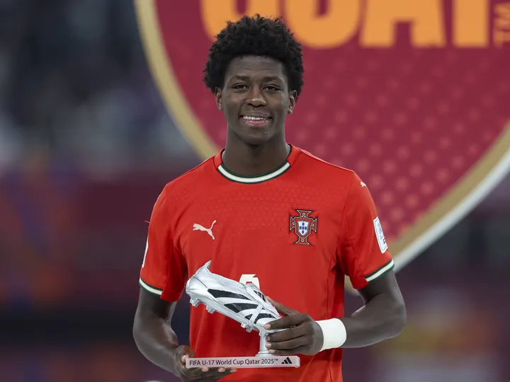 PSG tracking €60m-rated Benfica wonderkid Anisio Cabral in January transfer push