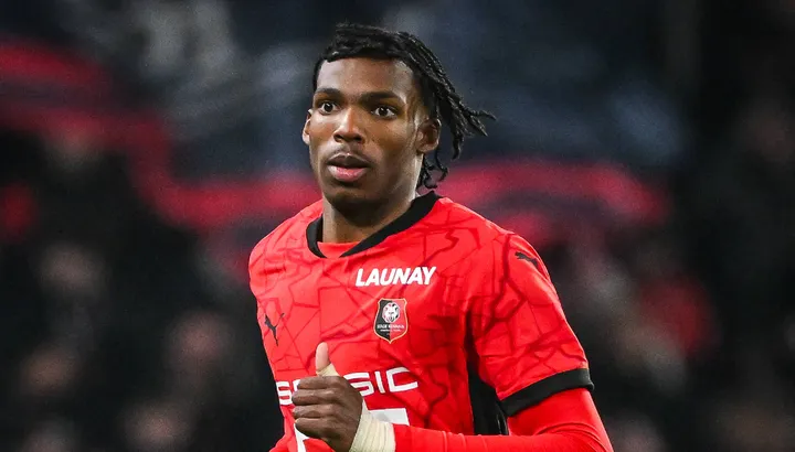 Transfer news and rumours: Chelsea 'decision', Toth medical, Palace 'exit'