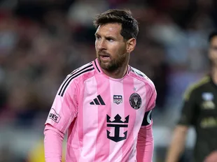 Messi joins Ronaldo in 900-goal club, but Nashville spoil milestone night