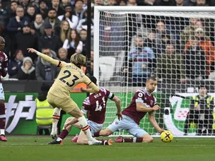 Gallagher: 'Chelsea denied blatant penalty versus West Ham'