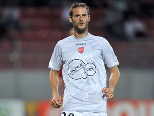 Three-pronged attack for Valenciennes