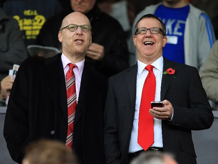 Man Utd 'to save Â£10m per year'