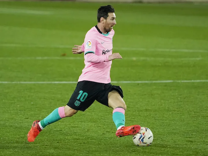 Man City 'putting together plan to sign Lionel Messi'