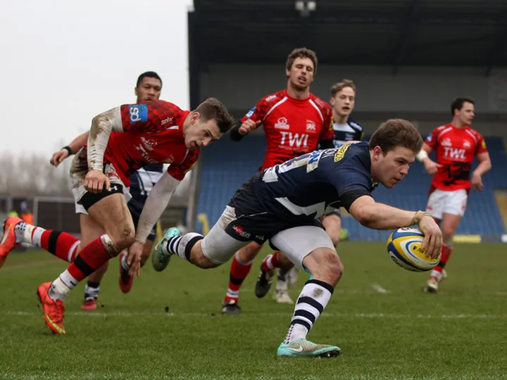 Sale Sharks hammer sorry London Welsh