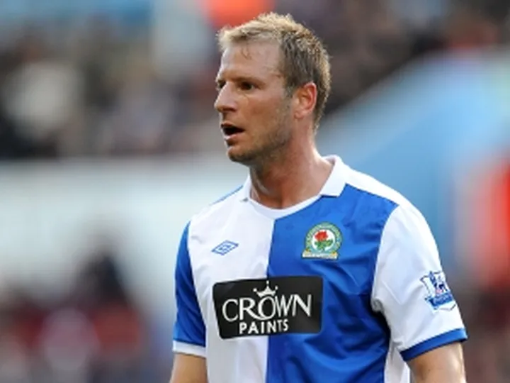 Melbourne sign Grella