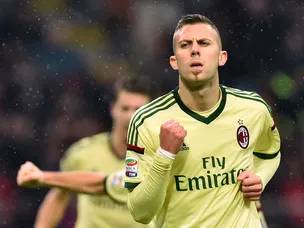 Menez double inspires AC Milan