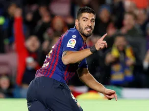 Messi, Luis Suarez register in Barca win