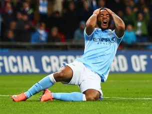 Sterling drops to Man City bench