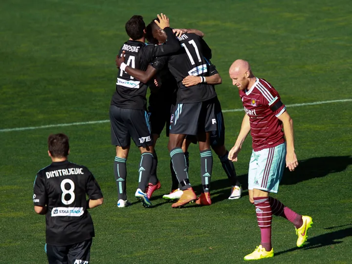 West Ham slip to Sydney defeat