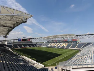 Philadelphia edge out Kansas City