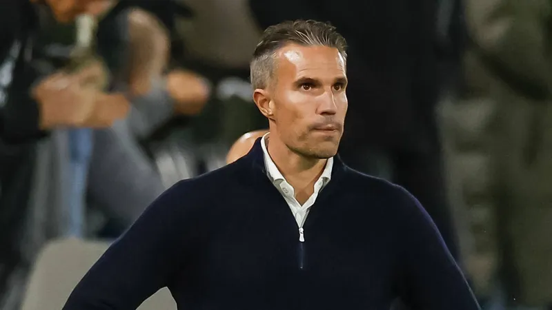 Feyenoord 'start the process' of appointing Arsenal legend as new head coach