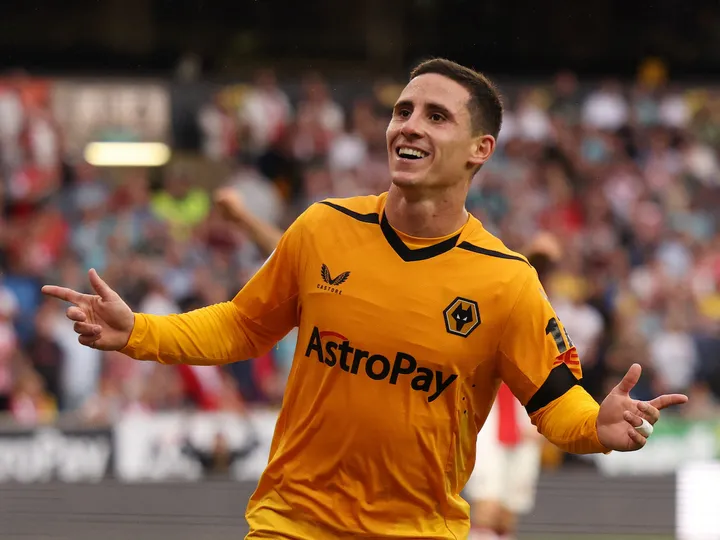 Wolves praise Podence professionalism after Olympiacos move